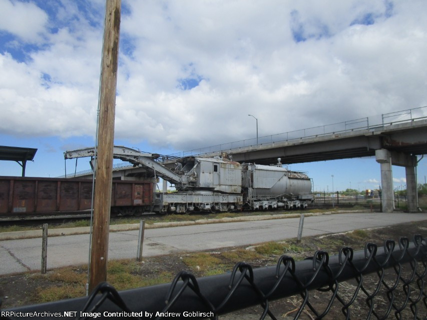 UP 903037